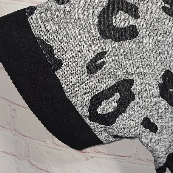 WHITE BIRCH Grey Leopard Print Cardigan Open Front Womens Size XL NWT - Picture 4 of 12